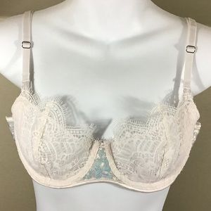 Victoria’s Secret Dream Angels Push-Up Bra 34C
